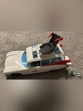 Ghostbusters White Ecto-1 Rescue Vehicle Toy with Blue Accents